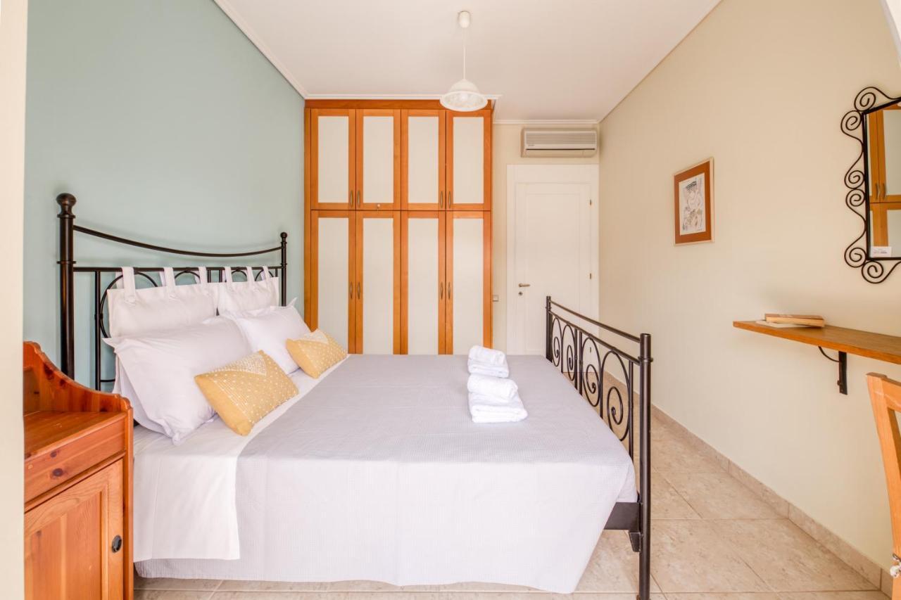 Apartment Dimeli Junior At The *